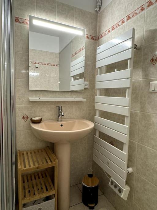 T2 Independant Avec Jardin Apartment Livron-sur-Drome Exterior photo